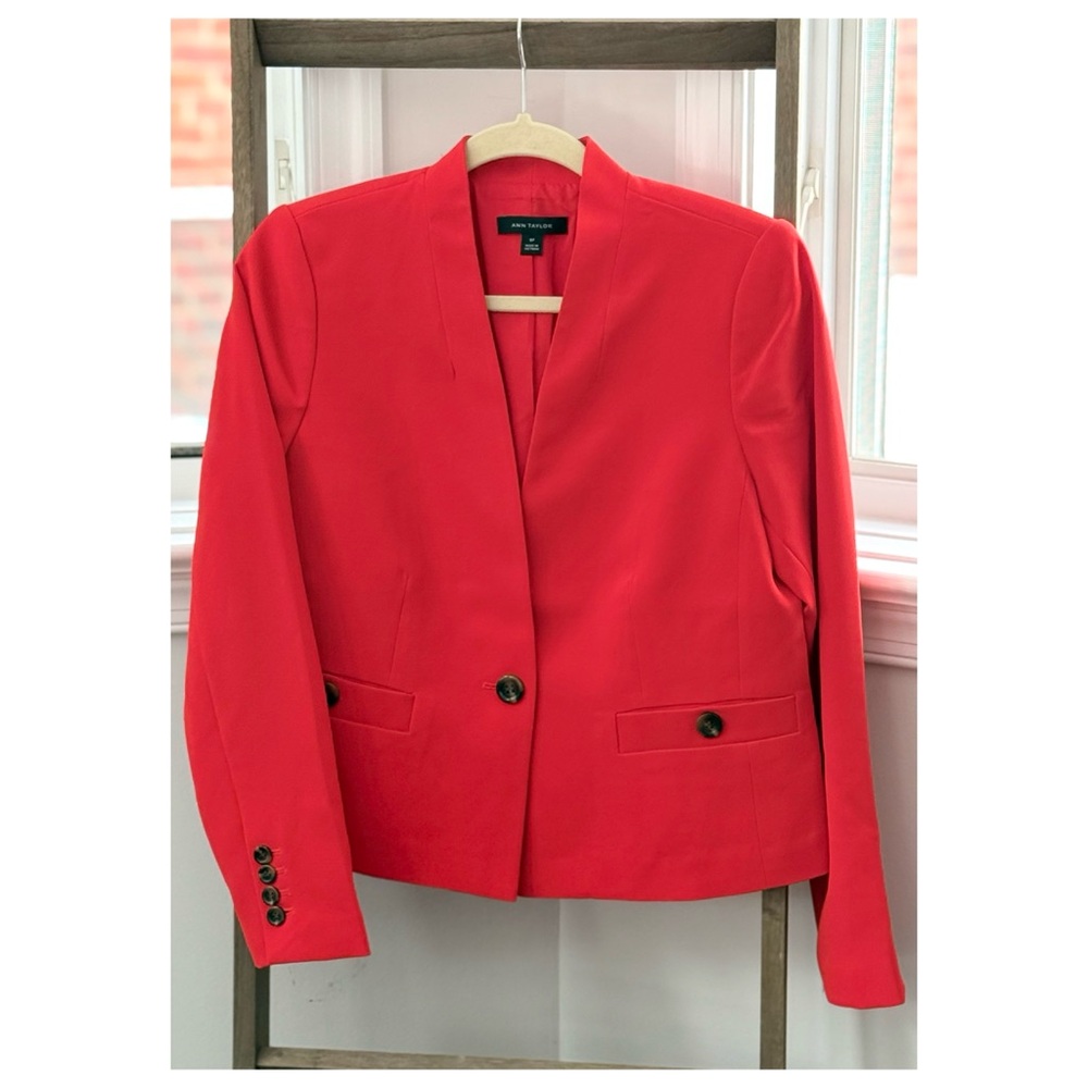 NWOT • Ann Taylor • Collarless Jacket • Petite 8